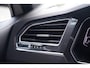 Volkswagen Tiguan 2.0 TSI R 75 Edition 4Motion 360 Camera Head-Up Disp. Apple Carplay Elek. Trekhaak Panodak Adap. Cruise Haman Kardon IQ. Light Black Style