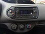 Toyota Yaris 1.0 VVT-i Active | airco | zuinig | 15 inch velgen met allseason banden |