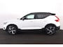 Volvo XC40 T5 Recharge Inscription - IntelliSafe Assist & Surround - Adaptieve LED koplampen - Parkeercamera achter - Verwarmde voorstoelen & stuur - Parkeersensoren voor & achter - Elektr. bedienb. voorstoelen met geheugen links - Draadloze tel. lader - Extra getint glas - Inklapbare trekhaak - 19' LMV