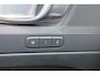 Volvo XC40 T5 Recharge Inscription - IntelliSafe Assist & Surround - Adaptieve LED koplampen - Parkeercamera achter - Verwarmde voorstoelen & stuur - Parkeersensoren voor & achter - Elektr. bedienb. voorstoelen met geheugen links - Draadloze tel. lader - Extra getint glas - Inklapbare trekhaak - 19' LMV