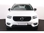 Volvo XC40 T5 Recharge Inscription - IntelliSafe Assist & Surround - Adaptieve LED koplampen - Parkeercamera achter - Verwarmde voorstoelen & stuur - Parkeersensoren voor & achter - Elektr. bedienb. voorstoelen met geheugen links - Draadloze tel. lader - Extra getint glas - Inklapbare trekhaak - 19' LMV