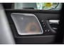 Volvo XC60 2.0 T8 Twin Engine AWD R-Design / Pano / Luchtvering / 22 Inch / B&W / Leder