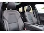Volvo XC60 2.0 T8 Plug-in hybrid AWD Plus Dark Soh 100% FABRIEKSGARANTIE Panoramadak/Orrefors kristal pook/Zwarte hemel/Stoelverwarming voor & achter/Stuurverwarming/Harman kardon audio/360 camera/Elektrische stoelen met geheugen/Adaptieve cruis control/Lane assist/