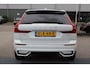 Volvo XC60 2.0 T8 Plug-in hybrid AWD Plus Dark Soh 100% FABRIEKSGARANTIE Panoramadak/Orrefors kristal pook/Zwarte hemel/Stoelverwarming voor & achter/Stuurverwarming/Harman kardon audio/360 camera/Elektrische stoelen met geheugen/Adaptieve cruis control/Lane assist/