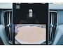 Volvo XC60 T6 Recharge AWD Plus Black Edition - IntelliSafe Assist & Surround - Harman/Kardon audio - Parkeercamera achter - Verwarmde voorstoelen, stuur & achterbank - Parkeersensoren voor & achter - Elektr. bedienb. voorstoelen met geheugen - Draadloze tel. lader - Extra getint glas - 21' LMV