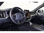 Volvo XC60 T6 Recharge AWD Plus Black Edition - IntelliSafe Assist & Surround - Harman/Kardon audio - Parkeercamera achter - Verwarmde voorstoelen, stuur & achterbank - Parkeersensoren voor & achter - Elektr. bedienb. voorstoelen met geheugen - Draadloze tel. lader - Extra getint glas - 21' LMV