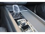 Volvo XC60 T6 Recharge AWD Plus Black Edition - IntelliSafe Assist & Surround - Harman/Kardon audio - Parkeercamera achter - Verwarmde voorstoelen, stuur & achterbank - Parkeersensoren voor & achter - Elektr. bedienb. voorstoelen met geheugen - Draadloze tel. lader - Extra getint glas - 21' LMV