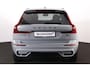 Volvo XC60 T6 Recharge AWD Plus Black Edition - IntelliSafe Assist & Surround - Harman/Kardon audio - Parkeercamera achter - Verwarmde voorstoelen, stuur & achterbank - Parkeersensoren voor & achter - Elektr. bedienb. voorstoelen met geheugen - Draadloze tel. lader - Extra getint glas - 21' LMV