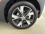 Toyota Aygo X Hybrid 115 pulse | Apple Carplay / Android Auto | Adaptive Cruise | LED | Clima | Parkeersensoren voor/achter | Camera | 17 inch | Privacy glas