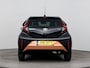 Toyota Aygo X Hybrid 115 pulse | Apple Carplay / Android Auto | Adaptive Cruise | LED | Clima | Parkeersensoren voor/achter | Camera | 17 inch | Privacy glas