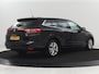 Renault Megane Estate 1.3 TCe Limited | Trekhaak | Parkeerhulp | Cruise control | Climate control | Navigatie | Bluetooth | Keyless | Sfeerverlichting |
