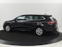 Renault Megane Estate 1.3 TCe Limited | Trekhaak | Parkeerhulp | Cruise control | Climate control | Navigatie | Bluetooth | Keyless | Sfeerverlichting |