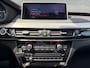 BMW X5 xDrive35i Pano HUD ACC Night vision File-assistent Camera Carplay 22inch
