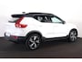Volvo XC40 B4 (198pk) R-Design - IntelliSafe Assist & Surround - Harman/Kardon audio - Elektr. bedienb. voorstoelen - Extra getint glas - Parkeercamera achter - Verwarmde voorstoelen & stuur - Full LED koplampen met adapti
