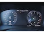 Volvo XC40 B4 (198pk) R-Design - IntelliSafe Assist & Surround - Harman/Kardon audio - Elektr. bedienb. voorstoelen - Extra getint glas - Parkeercamera achter - Verwarmde voorstoelen & stuur - Full LED koplampen met adapti