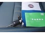 Fiat Grande Panda LA PRIMA 113PK 11 kW 44 kWh | DRAADLOZE APPLE CARPLAY/ANDROID AUTO | NAVIGATIE | ACHTERUITRIJCAMERA | PARKEERSENSOREN VOOR + ACHTER | DRAADLOZE TELEFOONLADER | LED KOPLAMPEN | CLIMATE CONTROL | 3-FASE | 17" LICHTMETALEN VELGEN | PRIVACY GLASS | ACHTERSPOILER |