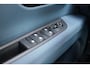 Fiat Grande Panda LA PRIMA 113PK 11 kW 44 kWh | DRAADLOZE APPLE CARPLAY/ANDROID AUTO | NAVIGATIE | ACHTERUITRIJCAMERA | PARKEERSENSOREN VOOR + ACHTER | DRAADLOZE TELEFOONLADER | LED KOPLAMPEN | CLIMATE CONTROL | 3-FASE | 17" LICHTMETALEN VELGEN | PRIVACY GLASS | ACHTERSPOILER |