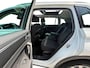 Volkswagen Tiguan 2.0 TSI 4Motion Highline | PAN. DAK | ELEKTR. TREKHAAK | STOELVERWARMING | NL-AUTO | DEALERONDERHOUDEN | ETC..