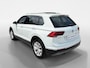 Volkswagen Tiguan 2.0 TSI 4Motion Highline | PAN. DAK | ELEKTR. TREKHAAK | STOELVERWARMING | NL-AUTO | DEALERONDERHOUDEN | ETC..