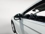 Volkswagen Tiguan 2.0 TSI 4Motion Highline | PAN. DAK | ELEKTR. TREKHAAK | STOELVERWARMING | NL-AUTO | DEALERONDERHOUDEN | ETC..