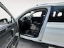 Volkswagen Tiguan 2.0 TSI 4Motion Highline | PAN. DAK | ELEKTR. TREKHAAK | STOELVERWARMING | NL-AUTO | DEALERONDERHOUDEN | ETC..