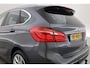 BMW 2-Serie Active Tourer 218i Luxury High Ex. | Rijklaar! | Orig. NL | Trekhaak | HUD | Memory | Camera+PDC | Stoelverw. | Leder | Nav | Cruise | Keyless | LED | 17'' V
