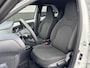 Toyota Aygo X 1.0 VVT-i S-CVT Pulse Automaat, NL-auto, Lichtmetalen velgen, LED, Achteruitrijcamera, Navigatie, Privacy glass