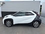 Toyota Aygo X 1.0 VVT-i S-CVT Pulse Automaat, NL-auto, Lichtmetalen velgen, LED, Achteruitrijcamera, Navigatie, Privacy glass