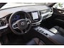 Volvo XC60 T6 Recharge AWD Plus Bright | Long Range | Stoelverwarming | Trekhaak | Panoramadak | Parkeercamera | Memory Stoelen | Keyless