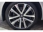 Volvo XC60 T6 Recharge AWD Plus Bright | Long Range | Stoelverwarming | Trekhaak | Panoramadak | Parkeercamera | Memory Stoelen | Keyless