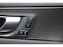 Volvo XC60 T6 Recharge AWD Plus Bright | Long Range | Stoelverwarming | Trekhaak | Panoramadak | Parkeercamera | Memory Stoelen | Keyless