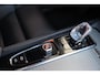 Volvo XC60 T6 Recharge AWD Plus Bright | Long Range | Stoelverwarming | Trekhaak | Panoramadak | Parkeercamera | Memory Stoelen | Keyless