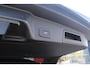 Land Rover Range Rover Evoque 1.5 P300e AWD 254PK R-DYNAMIC HSE | PANORAMISCH SCHUIF / KANTELDAK | ELEKTRISCH VERSTELBARE VOORSTOELEN / BESTUURDERSTOEL MET GEHEUGEN | LEDEREN BEKLEDING | VOORSTOELEN  VERWARMBAAR | 20" LICHTMETALEN VELGEN | KEYLESS ENTRY / START | DODEHOEK DETECTIE | EXTRA GETINTE ACHTERRUITEN | FULL LED KOPLAMPEN | LED ACHTERLICHTEN | ADAPTIVE CRUISE CONTROL | APPLE CARPLAY | ACHTERKLEP ELEKTRISCH BEDIENBAAR | MERIDIAN PREMIUM AUDIO SYSTEEM | RODE REMKLAUWEN |