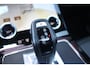 Land Rover Range Rover Evoque 1.5 P300e AWD 254PK R-DYNAMIC HSE | PANORAMISCH SCHUIF / KANTELDAK | ELEKTRISCH VERSTELBARE VOORSTOELEN / BESTUURDERSTOEL MET GEHEUGEN | LEDEREN BEKLEDING | VOORSTOELEN  VERWARMBAAR | 20" LICHTMETALEN VELGEN | KEYLESS ENTRY / START | DODEHOEK DETECTIE | EXTRA GETINTE ACHTERRUITEN | FULL LED KOPLAMPEN | LED ACHTERLICHTEN | ADAPTIVE CRUISE CONTROL | APPLE CARPLAY | ACHTERKLEP ELEKTRISCH BEDIENBAAR | MERIDIAN PREMIUM AUDIO SYSTEEM | RODE REMKLAUWEN |