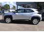 Toyota Yaris Cross 1.5 HYBRID DYNAMIC STOEL/STUUR&WISSERVERW DODEHOEK DETECTIE LM-VELGEN CAMERA SENSOREN AD-CRUISE APPLE/ANDROID