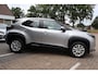 Toyota Yaris Cross 1.5 HYBRID DYNAMIC STOEL/STUUR&WISSERVERW DODEHOEK DETECTIE LM-VELGEN CAMERA SENSOREN AD-CRUISE APPLE/ANDROID