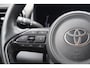 Toyota Yaris Cross 1.5 HYBRID DYNAMIC STOEL/STUUR&WISSERVERW DODEHOEK DETECTIE LM-VELGEN CAMERA SENSOREN AD-CRUISE APPLE/ANDROID
