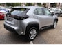 Toyota Yaris Cross 1.5 HYBRID DYNAMIC STOEL/STUUR&WISSERVERW DODEHOEK DETECTIE LM-VELGEN CAMERA SENSOREN AD-CRUISE APPLE/ANDROID