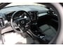 Volvo XC40 2.0 B4 Plus Dark