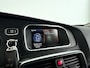 Volvo V40 1.6 T3 Summum | Parkeercamera | Cruise control | Climate control | Regensensor