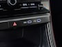 Lexus LBX Cool 2WD