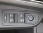 Volkswagen Golf Variant 1.5 eTSI Life Business | Trekhaak | Adaptieve cruise control | Stoel- en stuurwielverwarming | 3-zone airco | Navigatie | Sfeerverlichting | Lane assist |