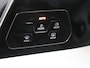Volkswagen Golf Variant 1.5 eTSI Life Business | Trekhaak | Adaptieve cruise control | Stoel- en stuurwielverwarming | 3-zone airco | Navigatie | Sfeerverlichting | Lane assist |