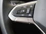 Volkswagen Golf Variant 1.5 eTSI Life Business | Trekhaak | Adaptieve cruise control | Stoel- en stuurwielverwarming | 3-zone airco | Navigatie | Sfeerverlichting | Lane assist |