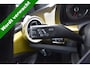 Volkswagen Up! 1.0 BMT high up! , CLIMATR , A UITRIJ CAM , CR CONTR , PDC A , LMV17 , MISTL V , ZWARTE HEMEL ,