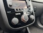 Opel Corsa 1.2-16V BlitZ Airco Cruise PDC Navigatie