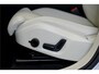 Volvo XC60 2.0 T8 AWD 335kW/456pk Aut8 Recharge Ultra Dark Excl. LUCHTVERING + BOWERS&WILKINS + PANORAMADAK + EL.TREKHAAK + DUBBEL GLAS + BLIS + HEAD-UP + PILOT ASSIST + V&A STOEL-&STUURVERWARMING + GOOGLE + STOELVENTILATIE&-MASSAGE + 360 CAMERA + 22" LM-VELGEN!!