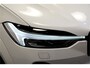Volvo XC60 2.0 T8 AWD 335kW/456pk Aut8 Recharge Ultra Dark Excl. LUCHTVERING + BOWERS&WILKINS + PANORAMADAK + EL.TREKHAAK + DUBBEL GLAS + BLIS + HEAD-UP + PILOT ASSIST + V&A STOEL-&STUURVERWARMING + GOOGLE + STOELVENTILATIE&-MASSAGE + 360 CAMERA + 22" LM-VELGEN!!