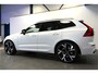 Volvo XC60 2.0 T8 AWD 335kW/456pk Aut8 Recharge Ultra Dark Excl. LUCHTVERING + BOWERS&WILKINS + PANORAMADAK + EL.TREKHAAK + DUBBEL GLAS + BLIS + HEAD-UP + PILOT ASSIST + V&A STOEL-&STUURVERWARMING + GOOGLE + STOELVENTILATIE&-MASSAGE + 360 CAMERA + 22" LM-VELGEN!!