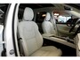 Volvo XC60 2.0 T8 AWD 335kW/456pk Aut8 Recharge Ultra Dark Excl. LUCHTVERING + BOWERS&WILKINS + PANORAMADAK + EL.TREKHAAK + DUBBEL GLAS + BLIS + HEAD-UP + PILOT ASSIST + V&A STOEL-&STUURVERWARMING + GOOGLE + STOELVENTILATIE&-MASSAGE + 360 CAMERA + 22" LM-VELGEN!!